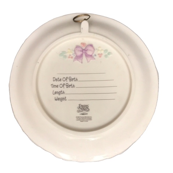 1996 3-D Precious Moments Baby girl plaque - Picture 4 of 5